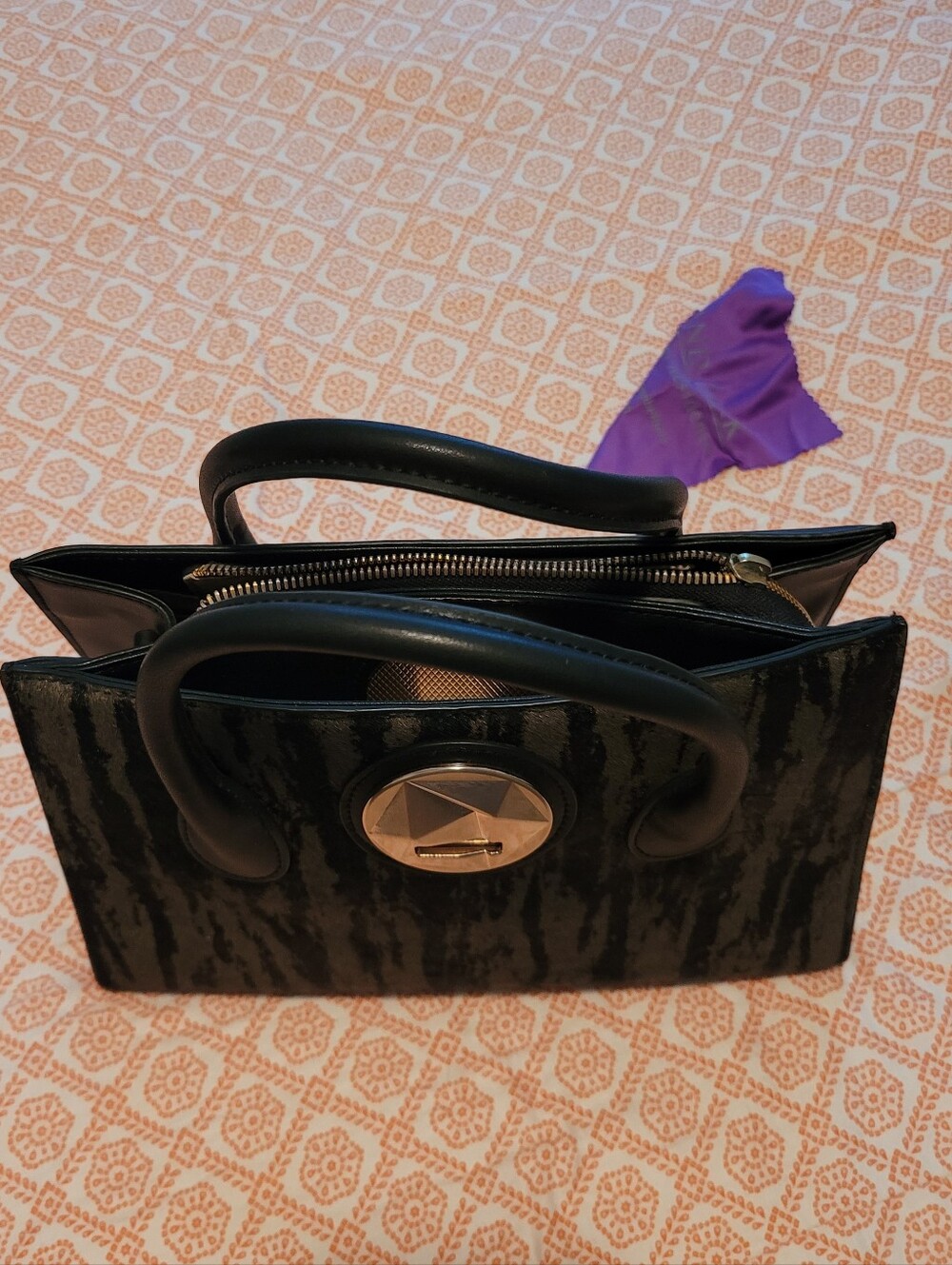 Celine Dion Black and Dark Olive Green Patterned Women's Satchel Bag - Picture 6 of 13